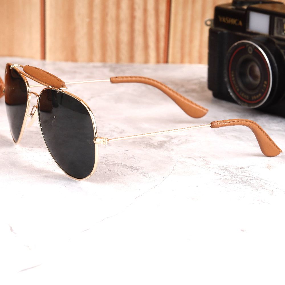 Classic Pilot 3O29 Gold-Grey Sunglass with gold frame and UV 400 protection from JUO INDIA.
