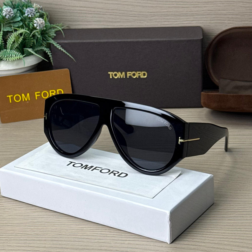 Stealth Oversized Black-Black Sunglass