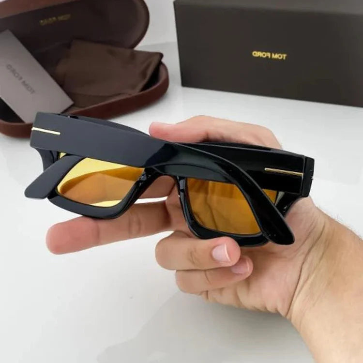 T0m F0rd 184 Black-Yellow Sunglass (Shining) with glossy black frame and yellow lenses